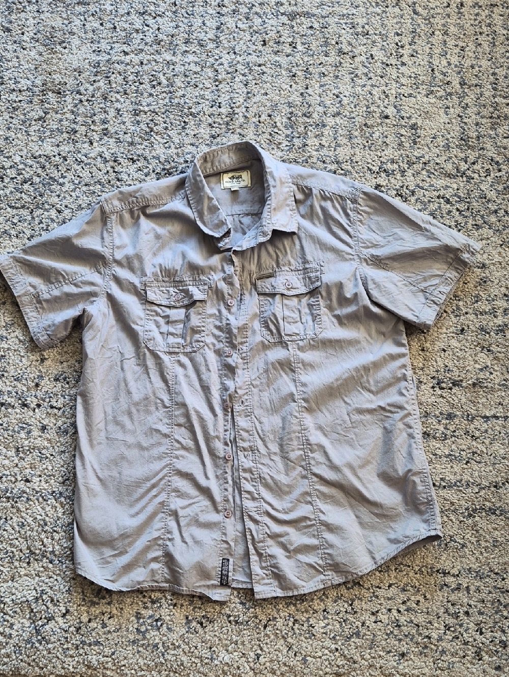 Ecko Unlimited Men's Short-Sleeve Button-Down Shirt in Light Taupe